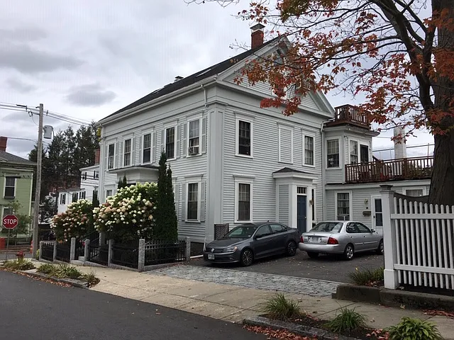 1 Park St #1 — Photo 2