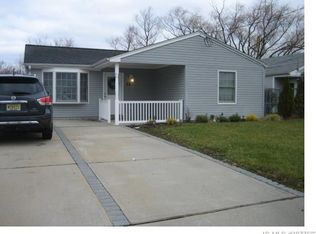 12 Lake Superior Dr, Little Egg Harbor, NJ 08087
