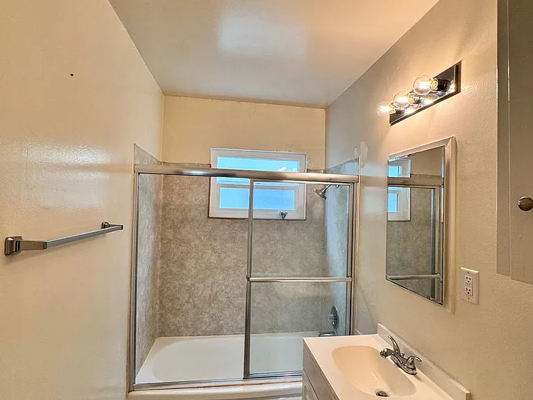 2225 San Anseline Ave #1 — Photo 12