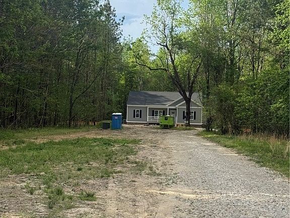 2nd image of 20545 Braxton Rd