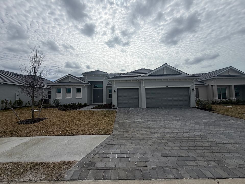 1st image of 7748 Lakes Edge Ln
