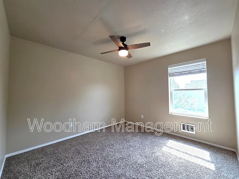 393 Water Lily Dr — Photo 14