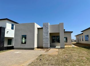 1606 Fresnillo Dr, Laredo, TX 78046