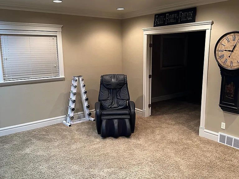 345 Meadow Brook Ln — Photo 29