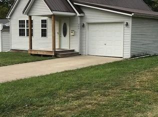 509 E A St, Wellston, OH 45692