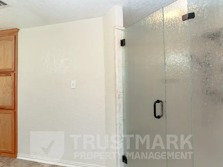 101 Highland Oaks Dr — Photo 24
