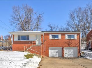 440 Macbeth Dr, Pittsburgh, PA