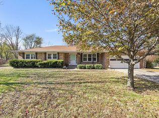 4267 S Ridgecrest Dr, Springfield, MO 65810