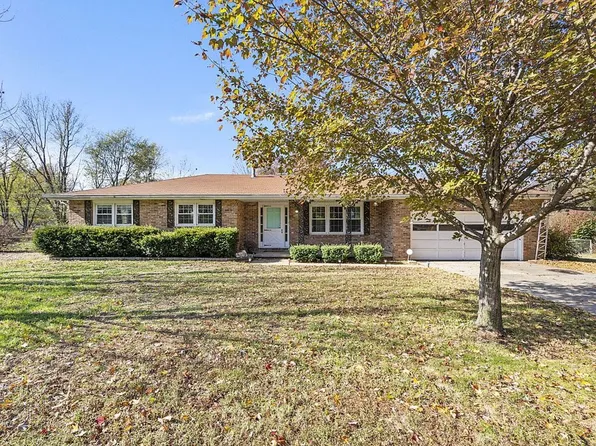 4267 S Ridgecrest Dr, Springfield, MO 65810