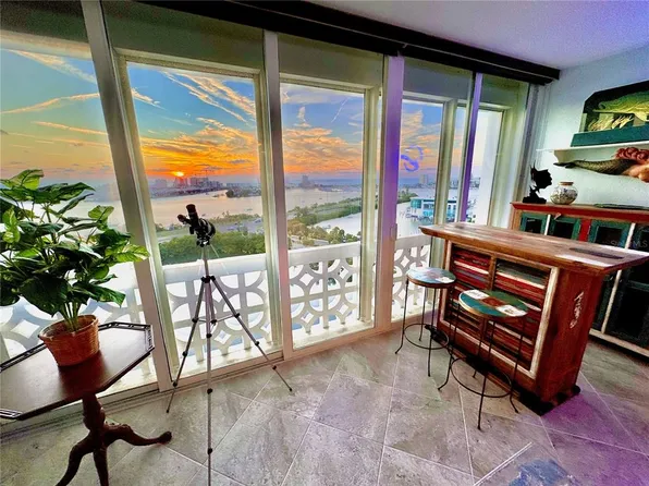 31 Island Way APT 1409, Clearwater, FL 33767