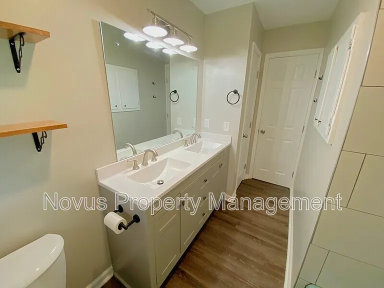 3171 E Highway 166 — Photo 11