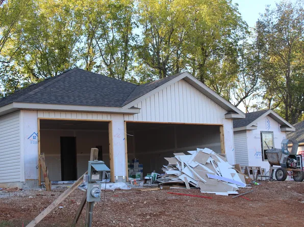 436 E Logan Street, Willard, MO 65781