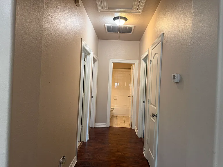 9638 Castlerock Trl — Photo 14