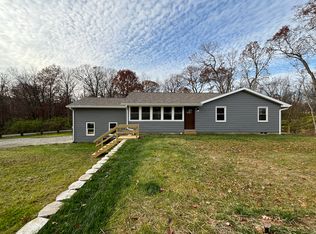 2875 Bartruff Ln #A, Morton, IL 61550