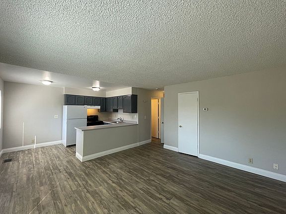 4th image of 2560 E St E #0