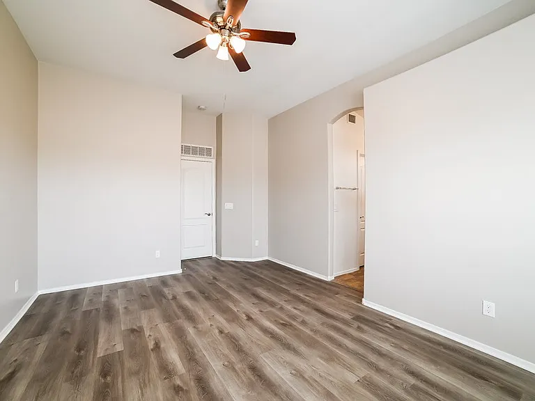 3510 W Thurman Dr — Photo 9