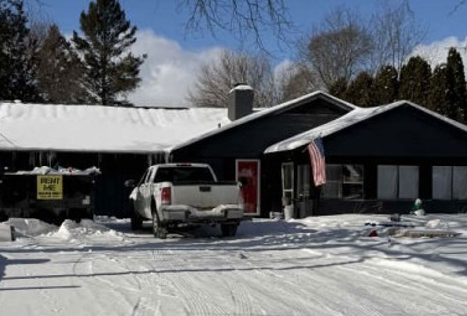 1st image of 109 Hartz Dr