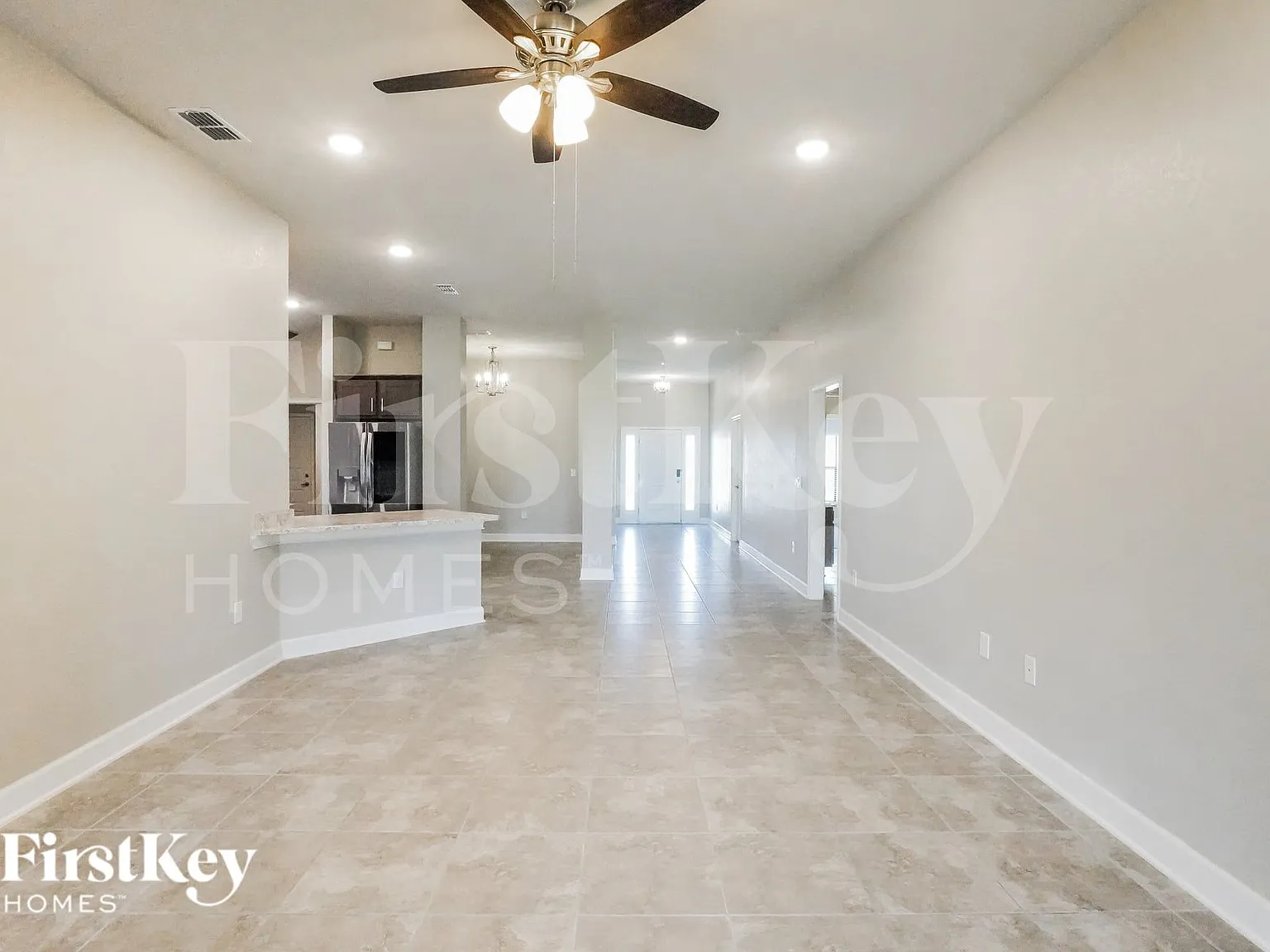4 bed, 3.0 bath, 2200 sqft, $2,400 — Photo 2