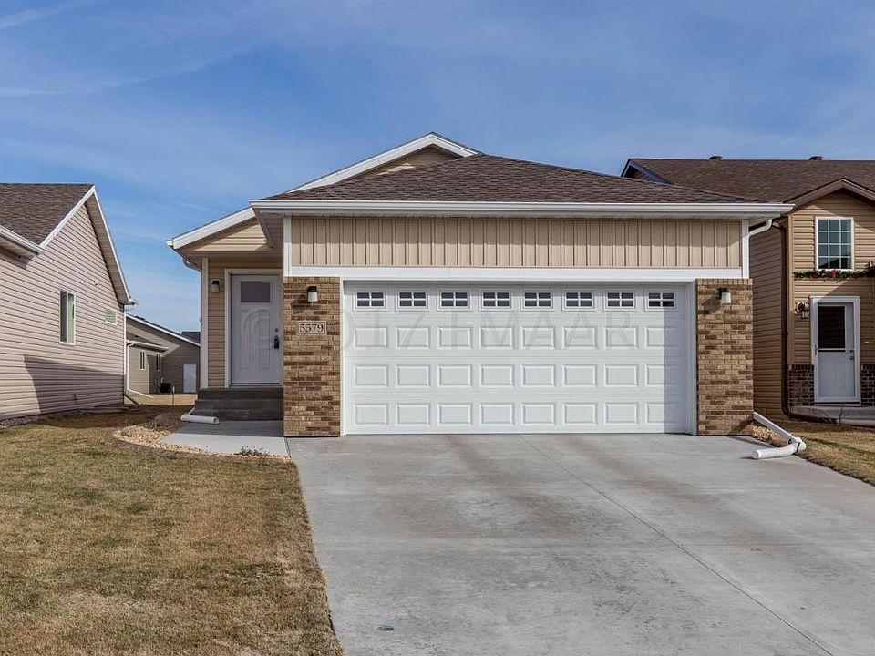 5579 38th Ave S, Fargo, ND 58104 | Zillow