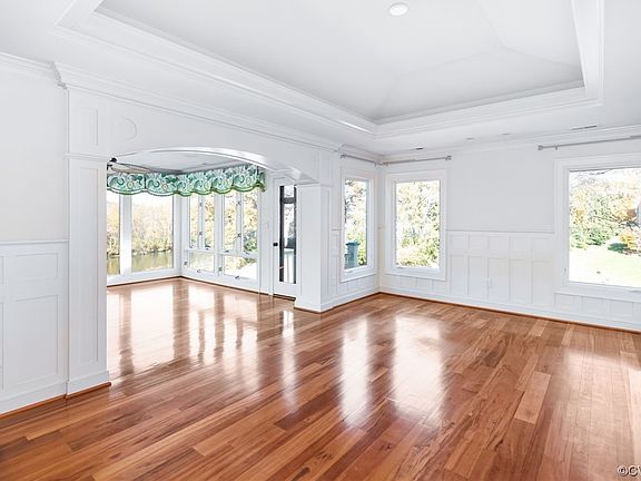 5th image of 14 Ellensview Ct