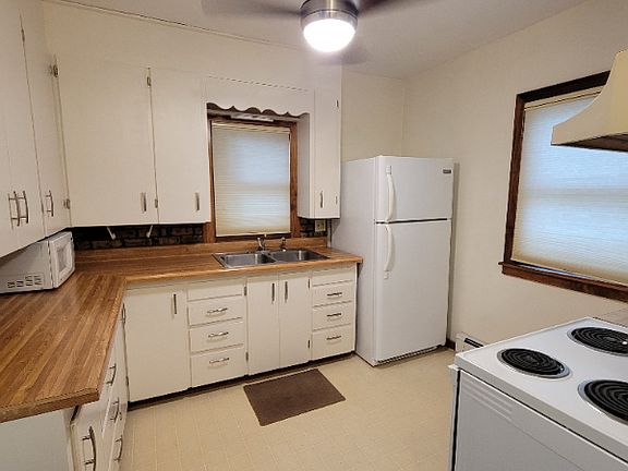 5th image of 1512 Summer St