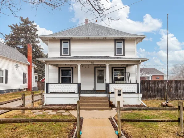 223 Cherry St, Blissfield, MI 49228