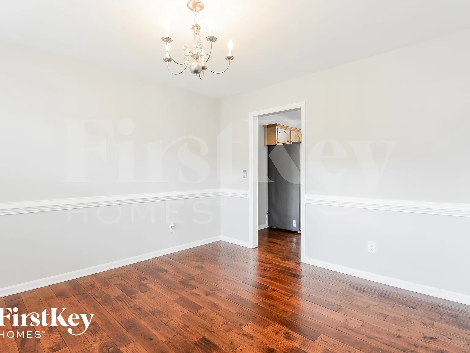 3 bed, 2.5 bath, 2516 sqft, $2,580 — Photo 4