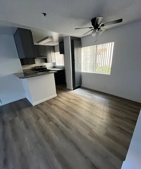 1621 Venice Blvd — Photo 3