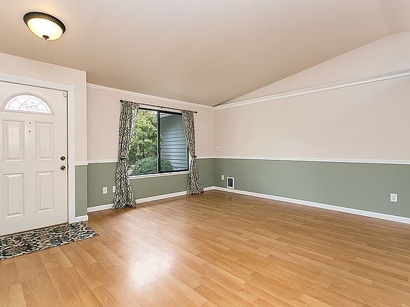 4th image of 27615 NE 142nd Pl