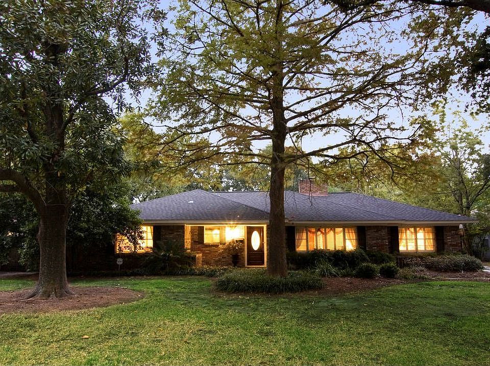 1st image of 8617 Cedardale Dr