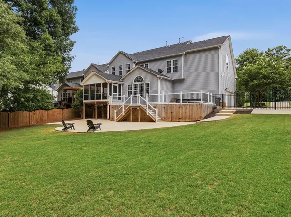 209 Hartwick Ln, Fountain Inn, SC 29644