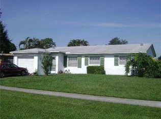 3433 Pinehurst Dr, Lake Worth, FL 33467