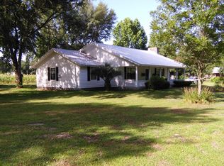 83 Chism Trl, Saint George, GA 31562