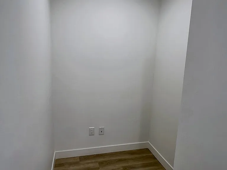 9675 King George Blvd #310 — Photo 5
