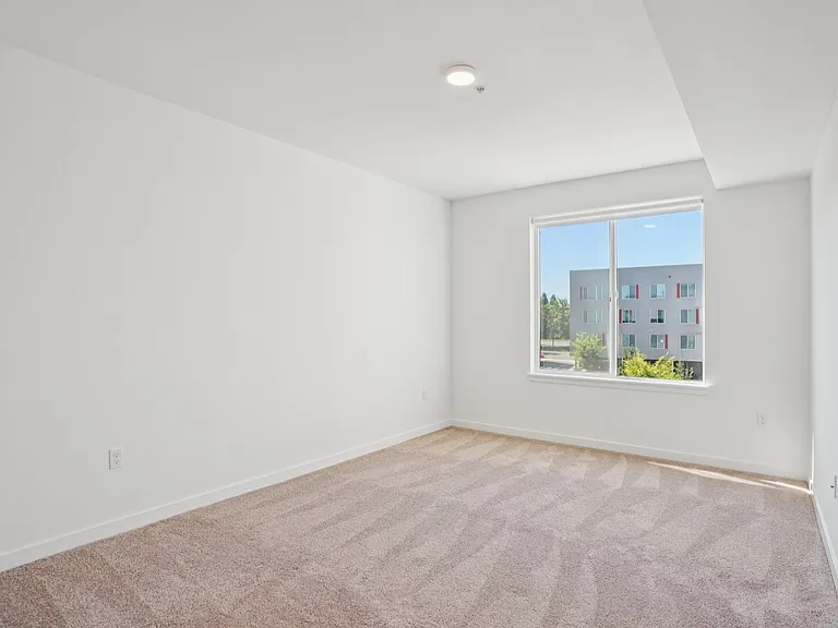 Hana Apartments — Photo 32