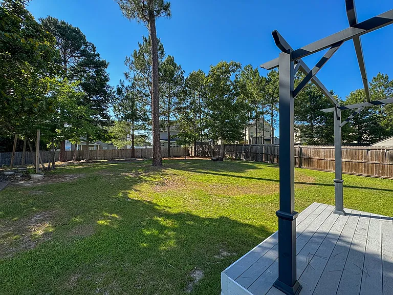 172 Huzzas Cir — Photo 38
