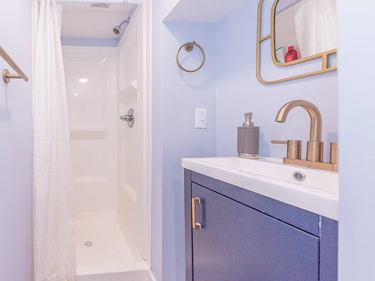 1123 W Huron St — Photo 44
