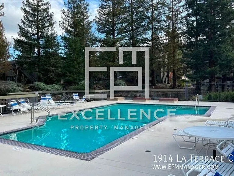1914 La Terrace Cir — Photo 13