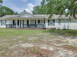 428 Old River Rd, Bloomingdale, GA 31302