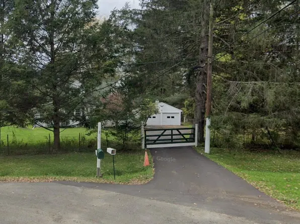 2 Edison Ave, Binghamton, NY 13903