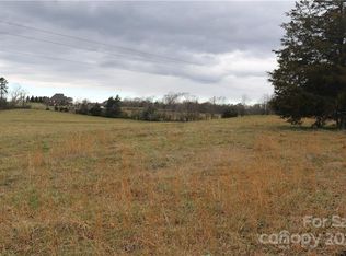 1050 Doggett Rd, Forest City, NC 28043