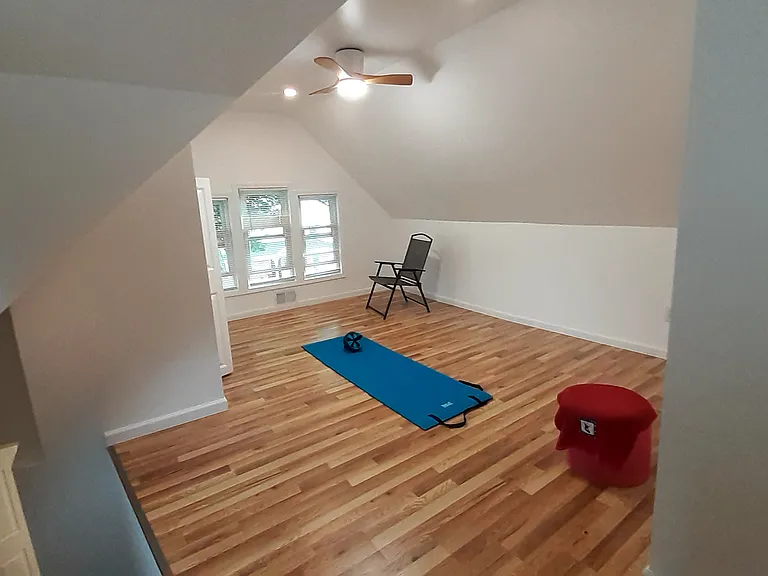 W Hickory St — Photo 20