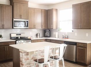 508 Kayak Ct, Mebane, NC 27302