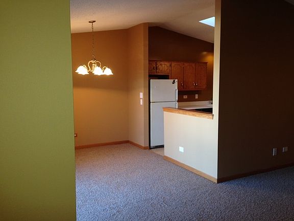4th image of 16032 Crystal Creek Dr APT 3B