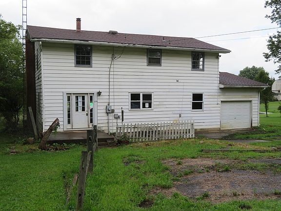 4th image of 2270 Lakewood Dr