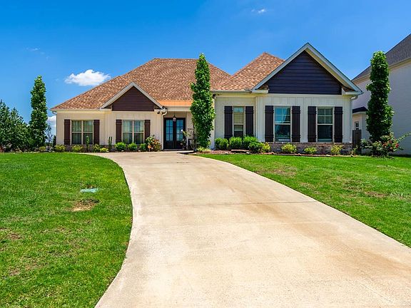 2nd image of 1690 Poteete Dr