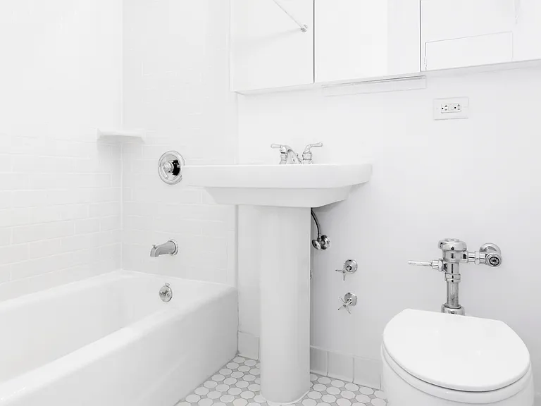 40 W 135th St #6E — Photo 5