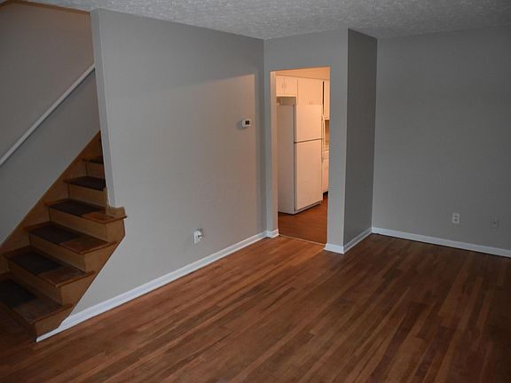 3rd image of 1178 Sanborn Pl APT B