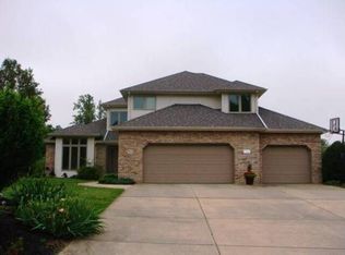 5545 Wren Ct, Columbus, IN 47201