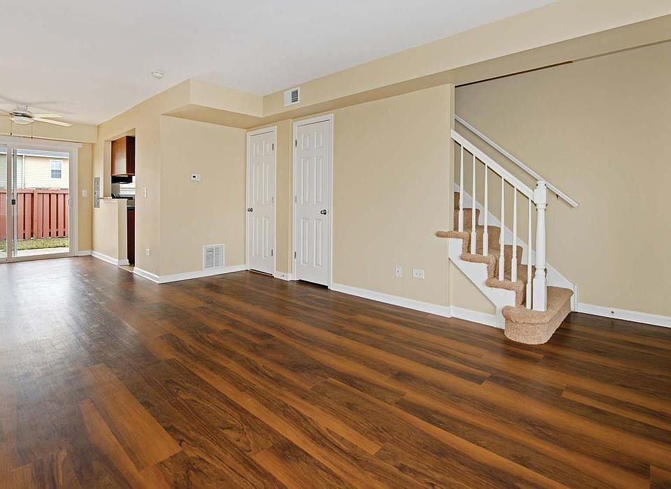 Willow Bend Apartments 2850 Southampton Dr Rolling Meadows IL Zillow